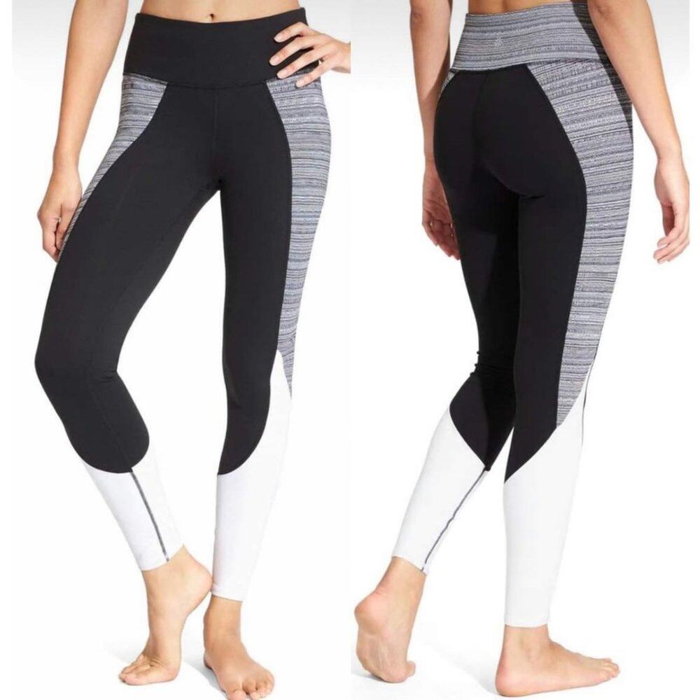 Athleta High Rise Jacquard Flow Chaturanga Tight in Black/Gray/White Size Small
